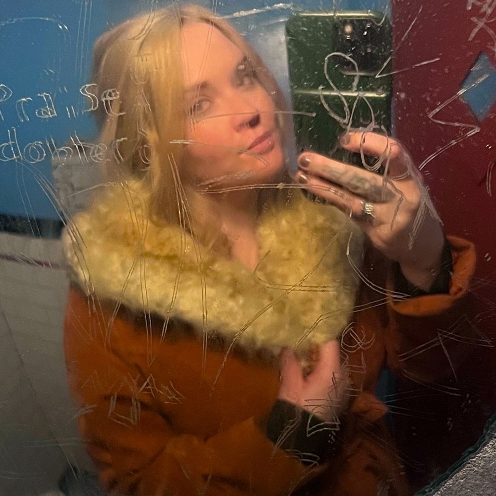 Meet your Posher, Meg